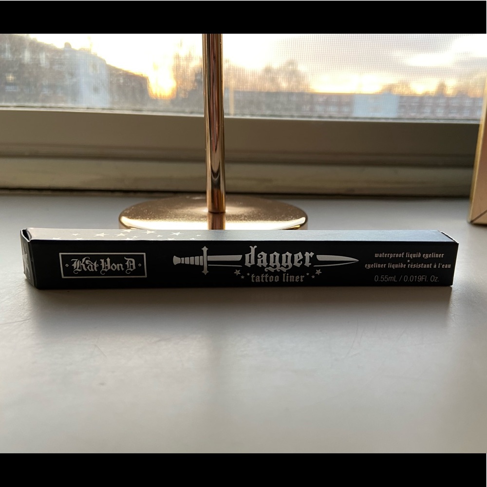 Kat Von D liquid eyeliner